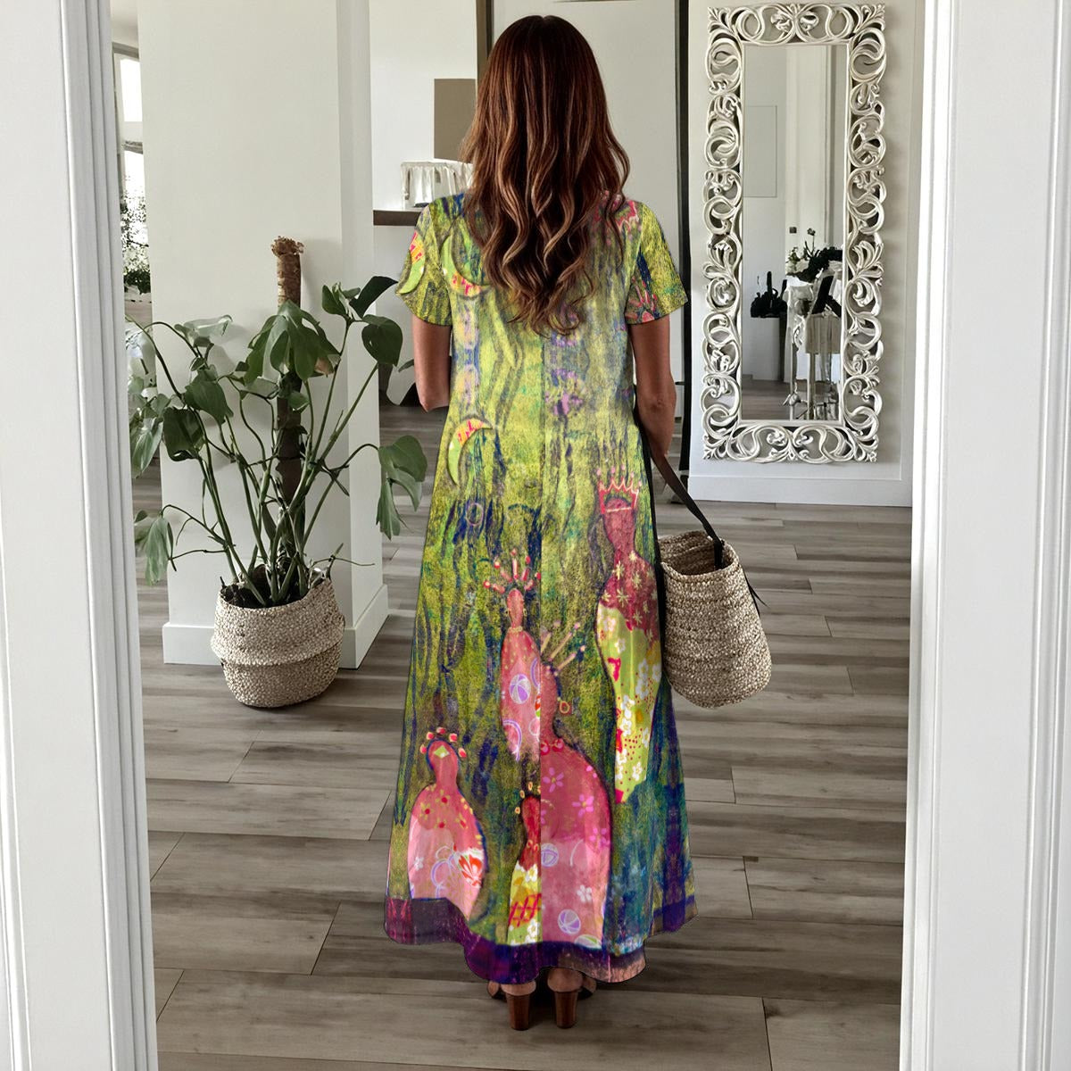 Queens Scoop-neck Long Summer Dress